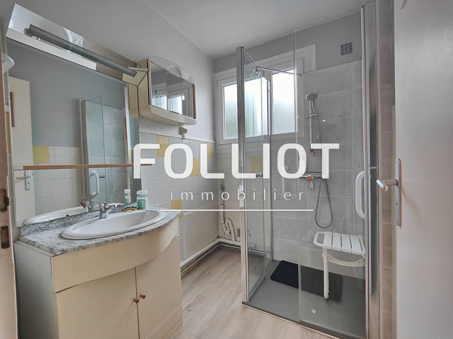 Photo À vendre : Appartement 3 pièces à Saint-Lô + garage image 3/6