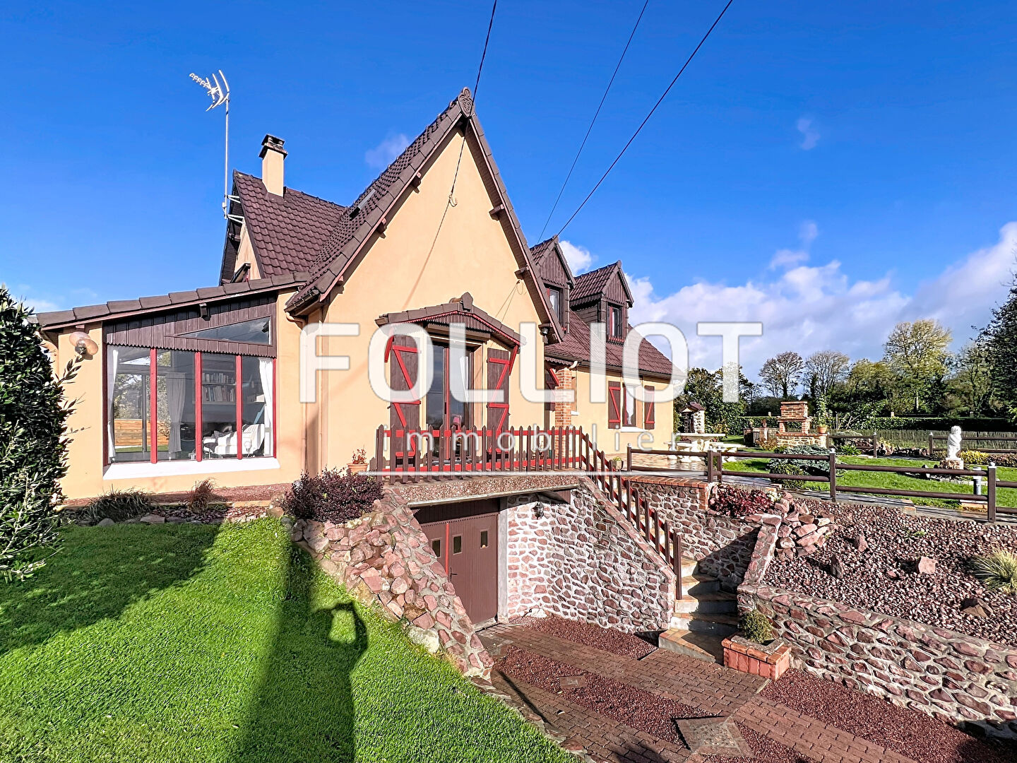 Maison Bricqueville La Blouette 7 pièce(s) 153 m2 A VENDRE 50200