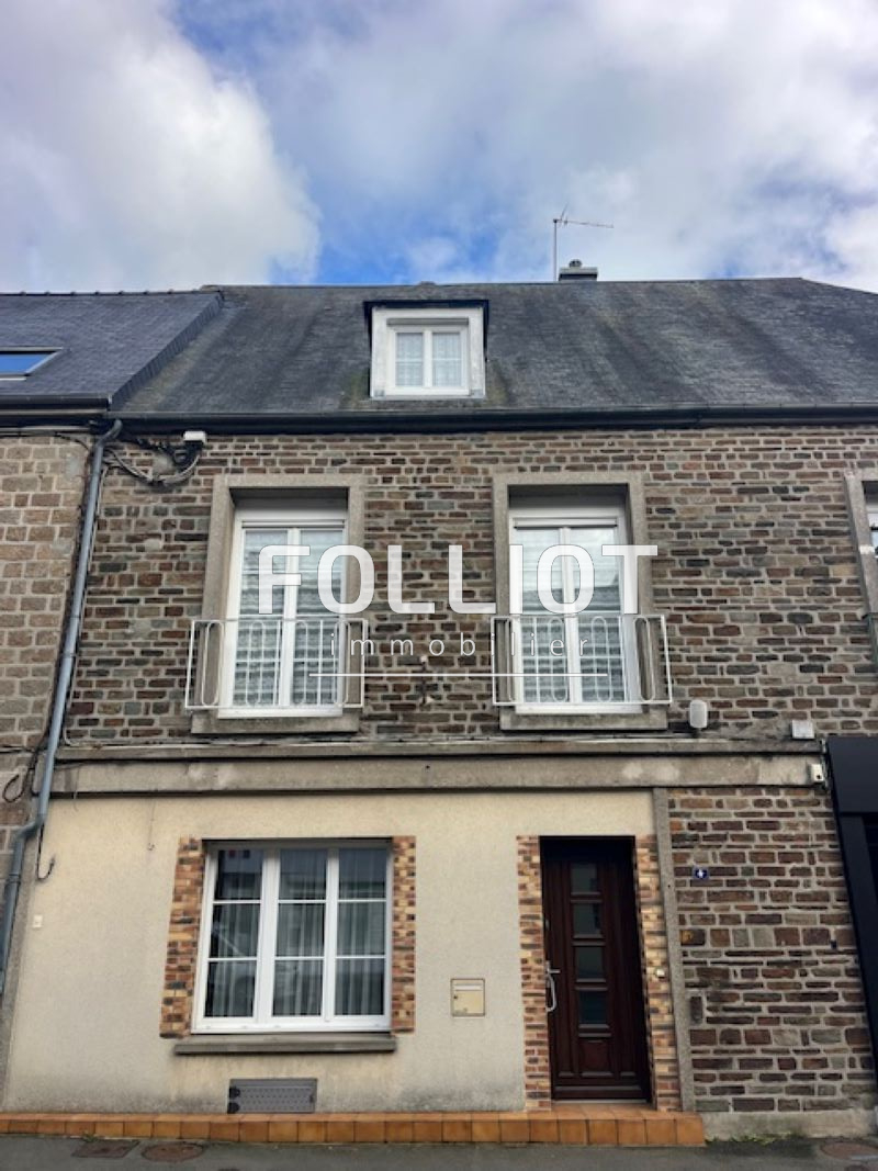 Maison Sourdeval 7 pièce(s) 130 m2