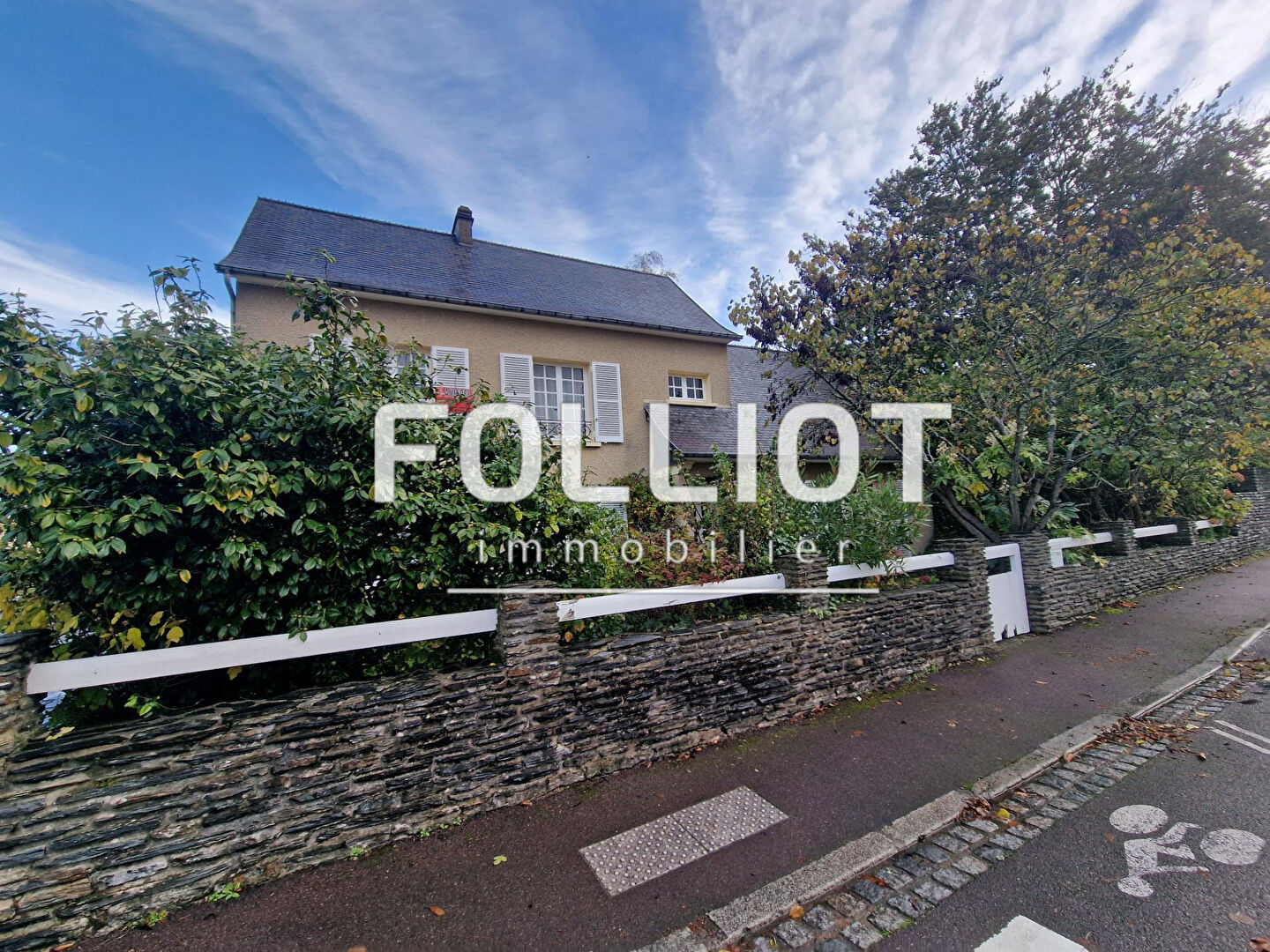 Agence immobilière de CABINET FOLLIOT - Cabinet FOLLIOT - PERIERS