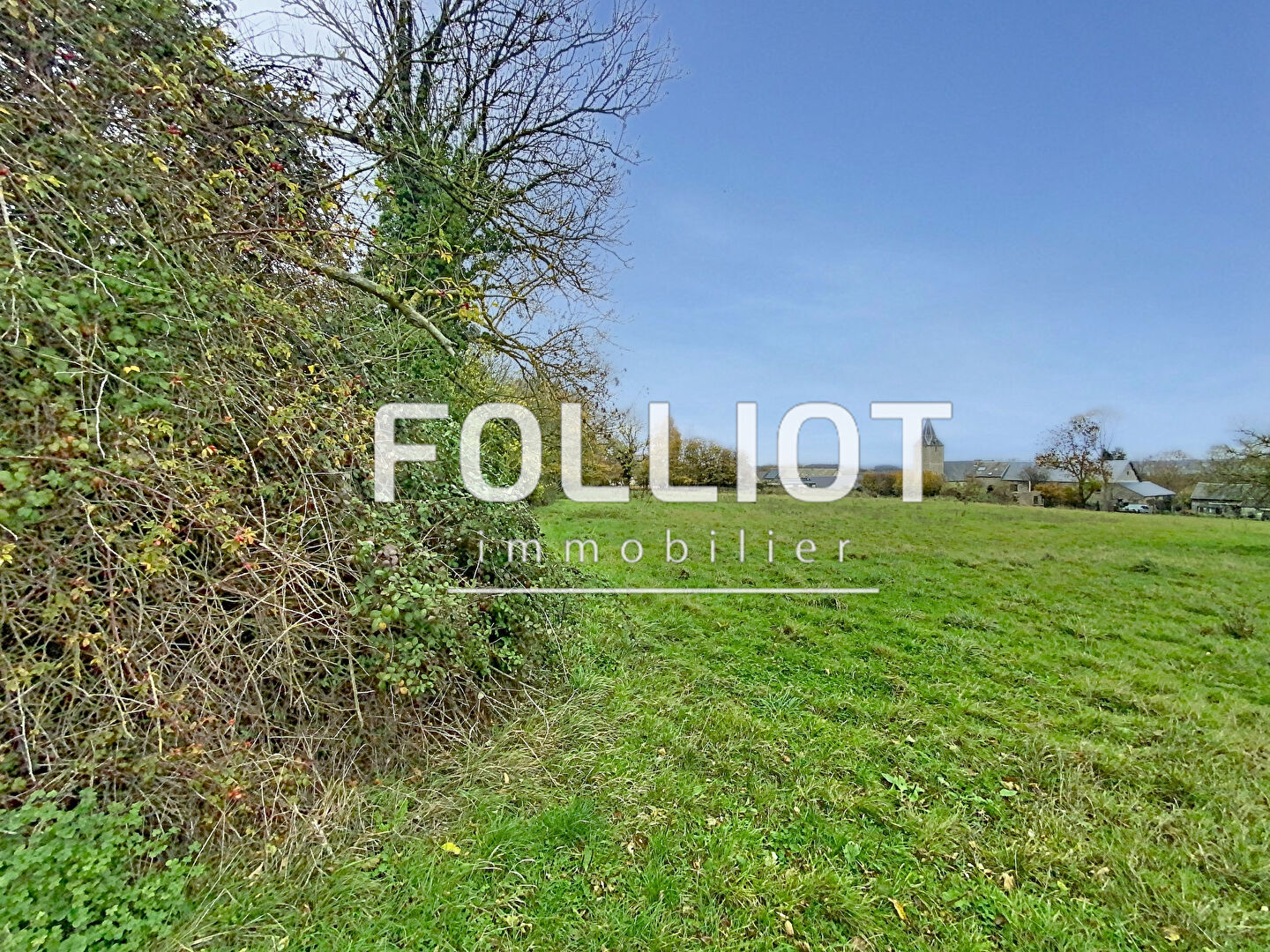 Photo A vendre, Terrain à bâtir à Curcy sur Orne 850 m² image 2/3