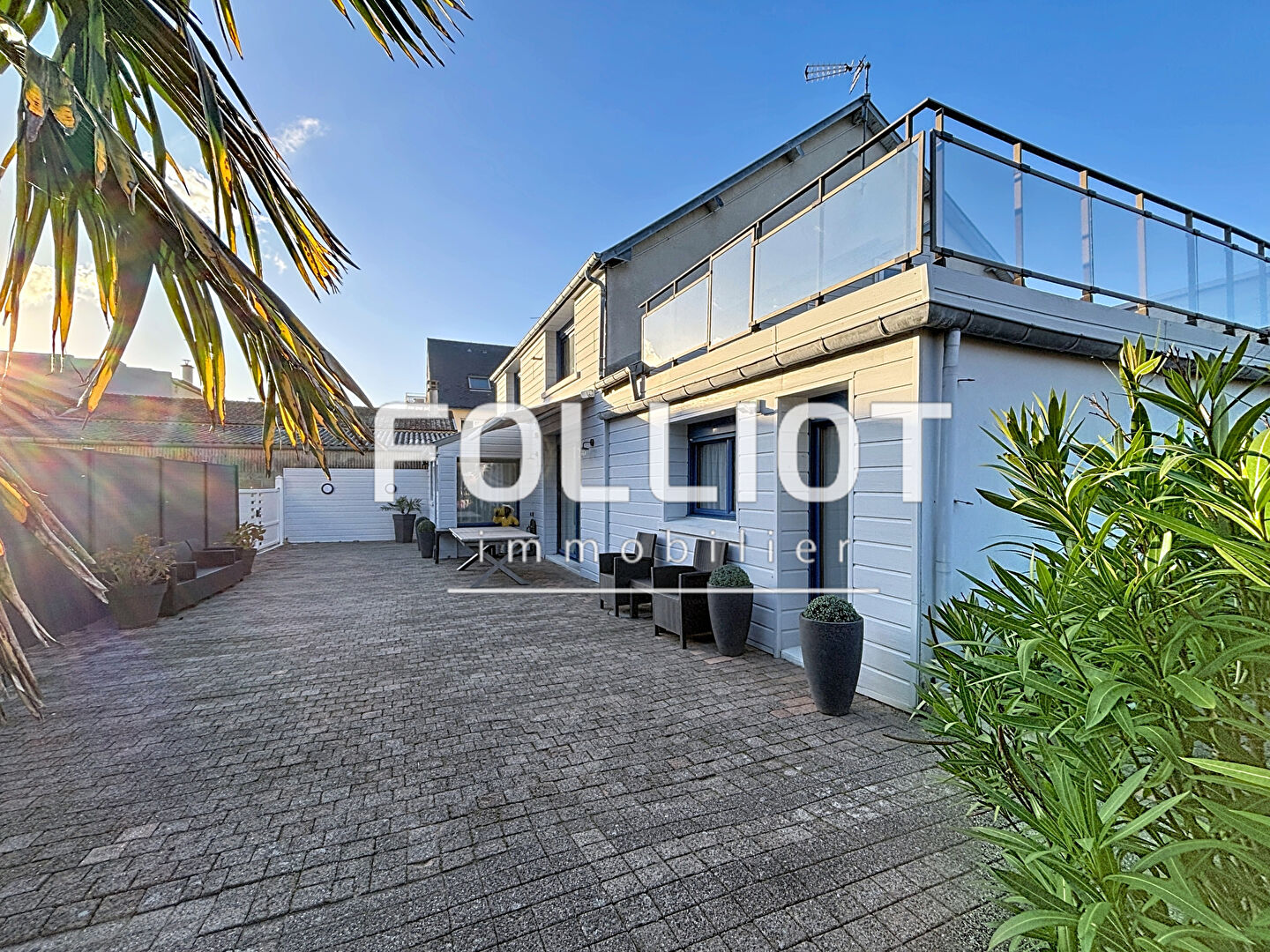 Agence immobilière de CABINET FOLLIOT - SARTILLY