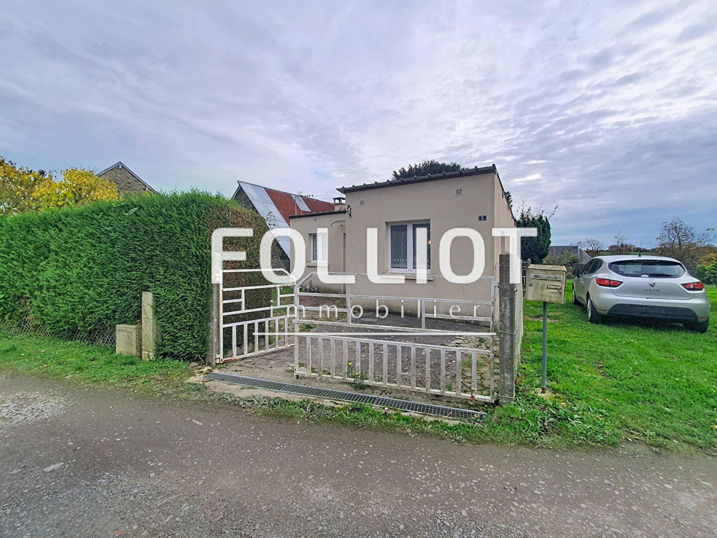 Agence immobilière de 
 CABINET FOLLIOT - Cabinet FOLLIOT - Thury-Harcourt 
