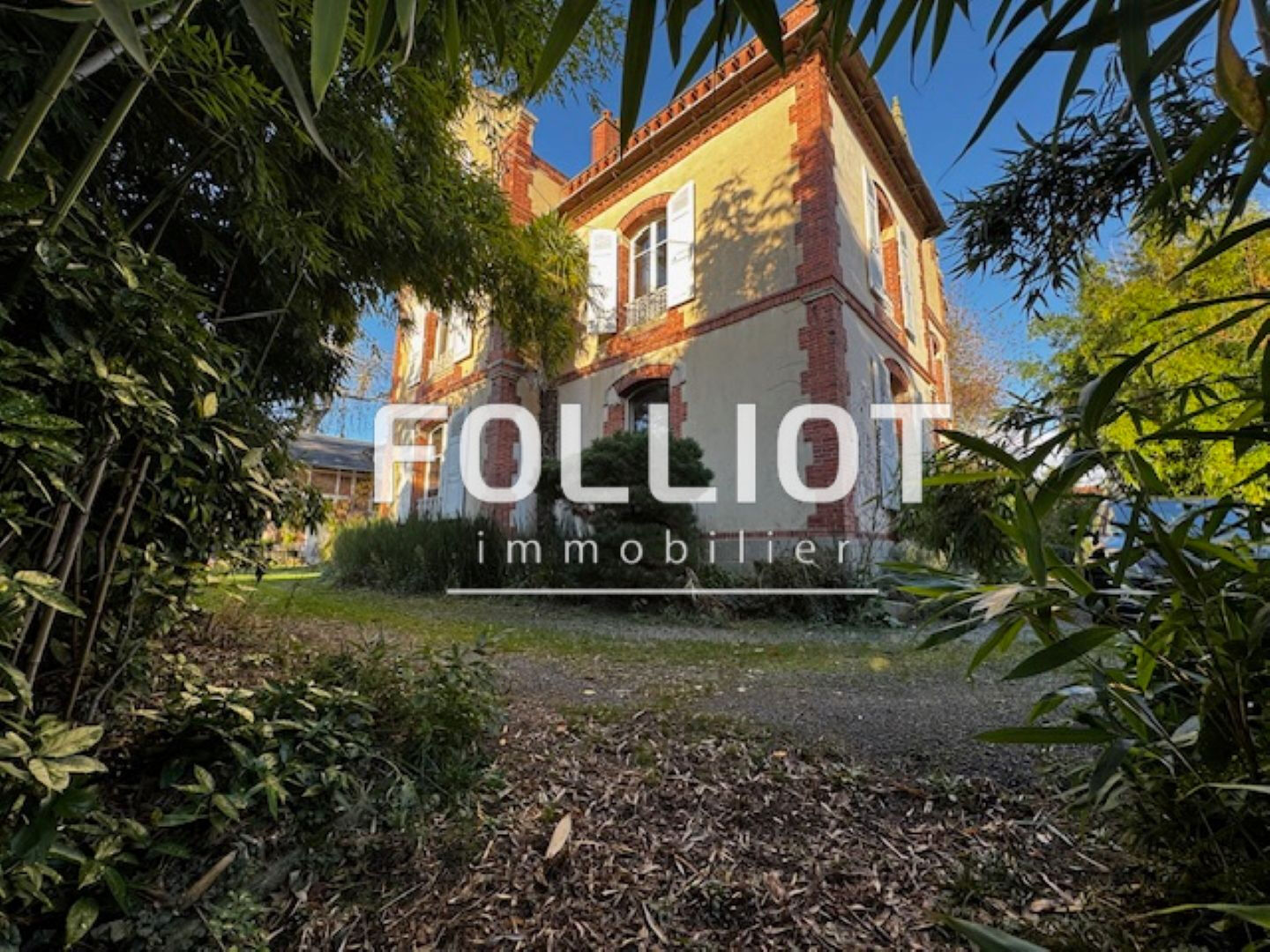 A VENDRE PROPRIETE COUTANCES