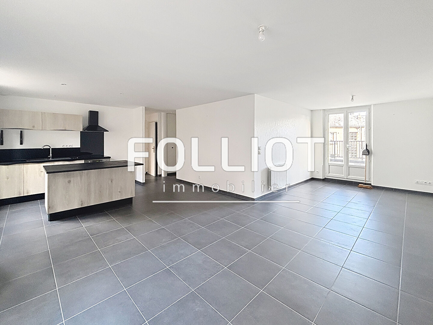 Appartement Coutances 3 pièce(s) 65 m2