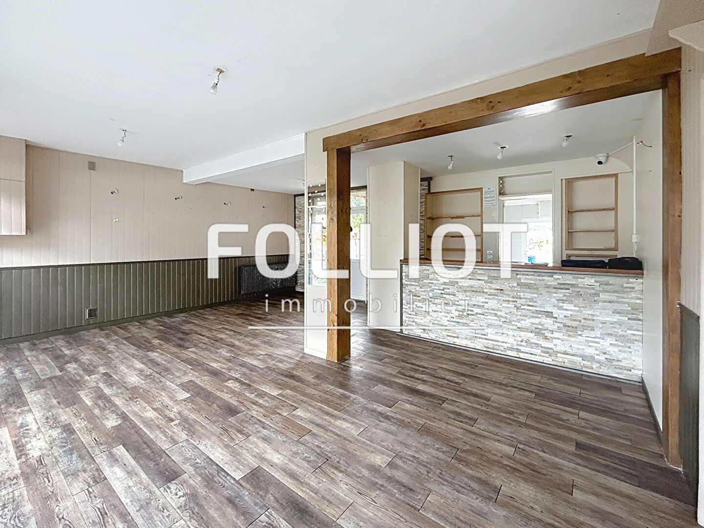 Photo A Vendre - Immeuble avec local commercial - 50150 Sourdeval image 2/6