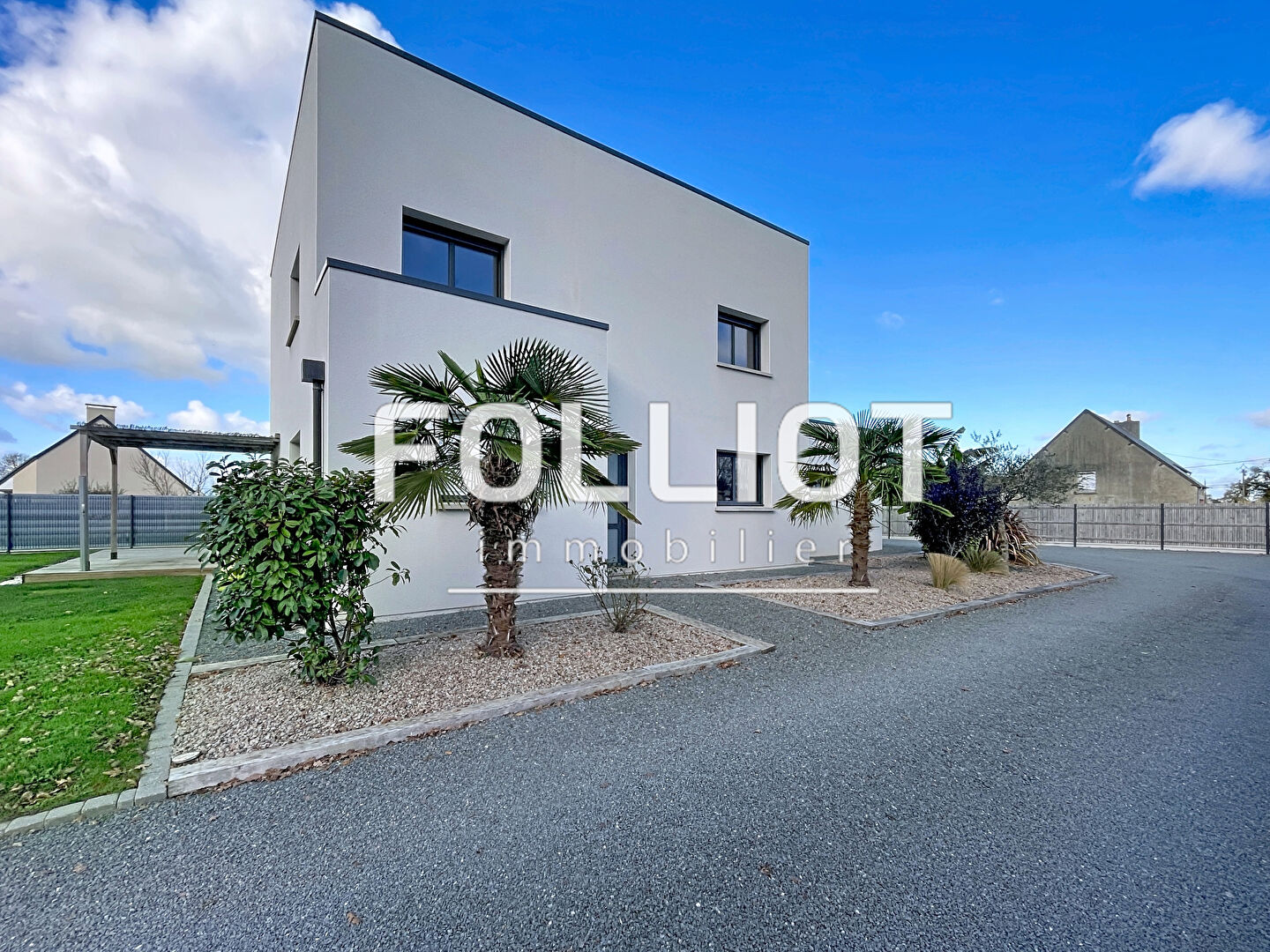 Agence immobilière de CABINET FOLLIOT - CARENTAN