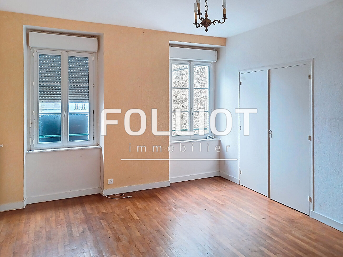 Photo Immeuble Pontorson 6 pièce(s) 130 m2 image 3/6