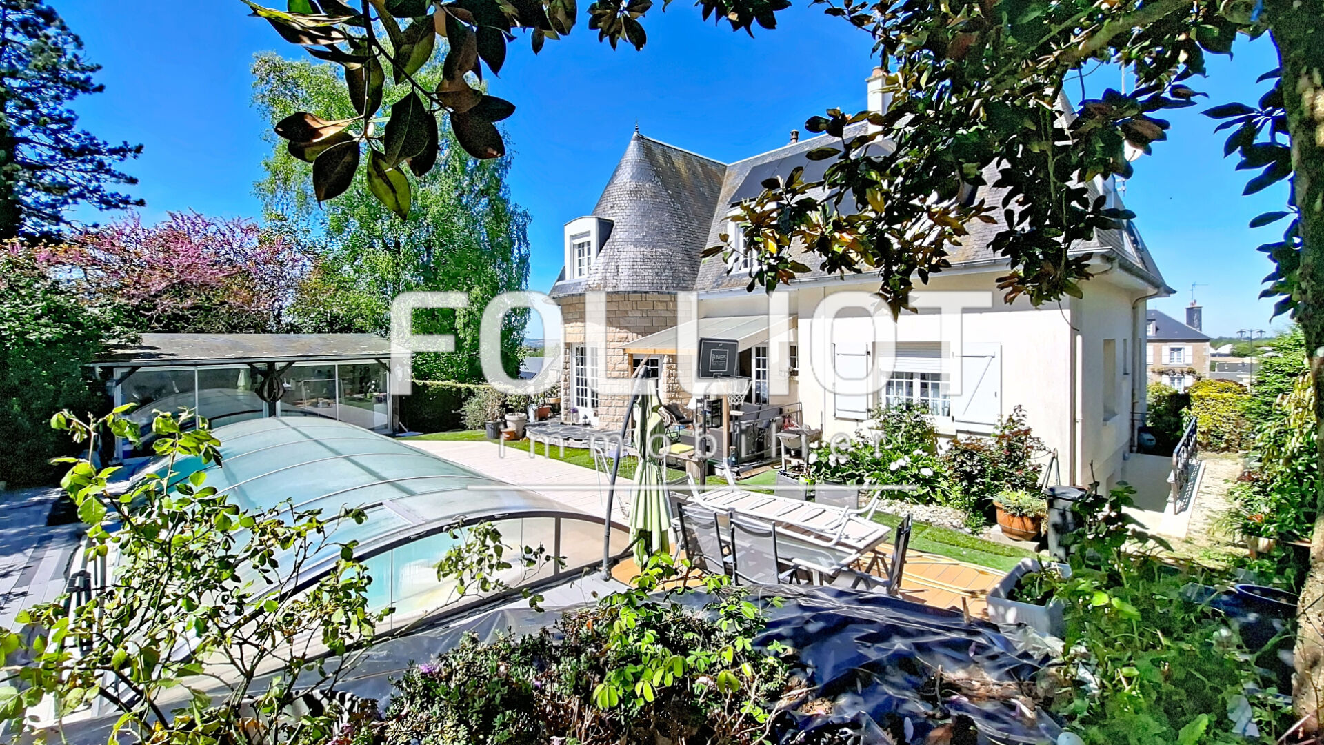 Agence immobilière de CABINET FOLLIOT - VILLEDIEU LES POELES