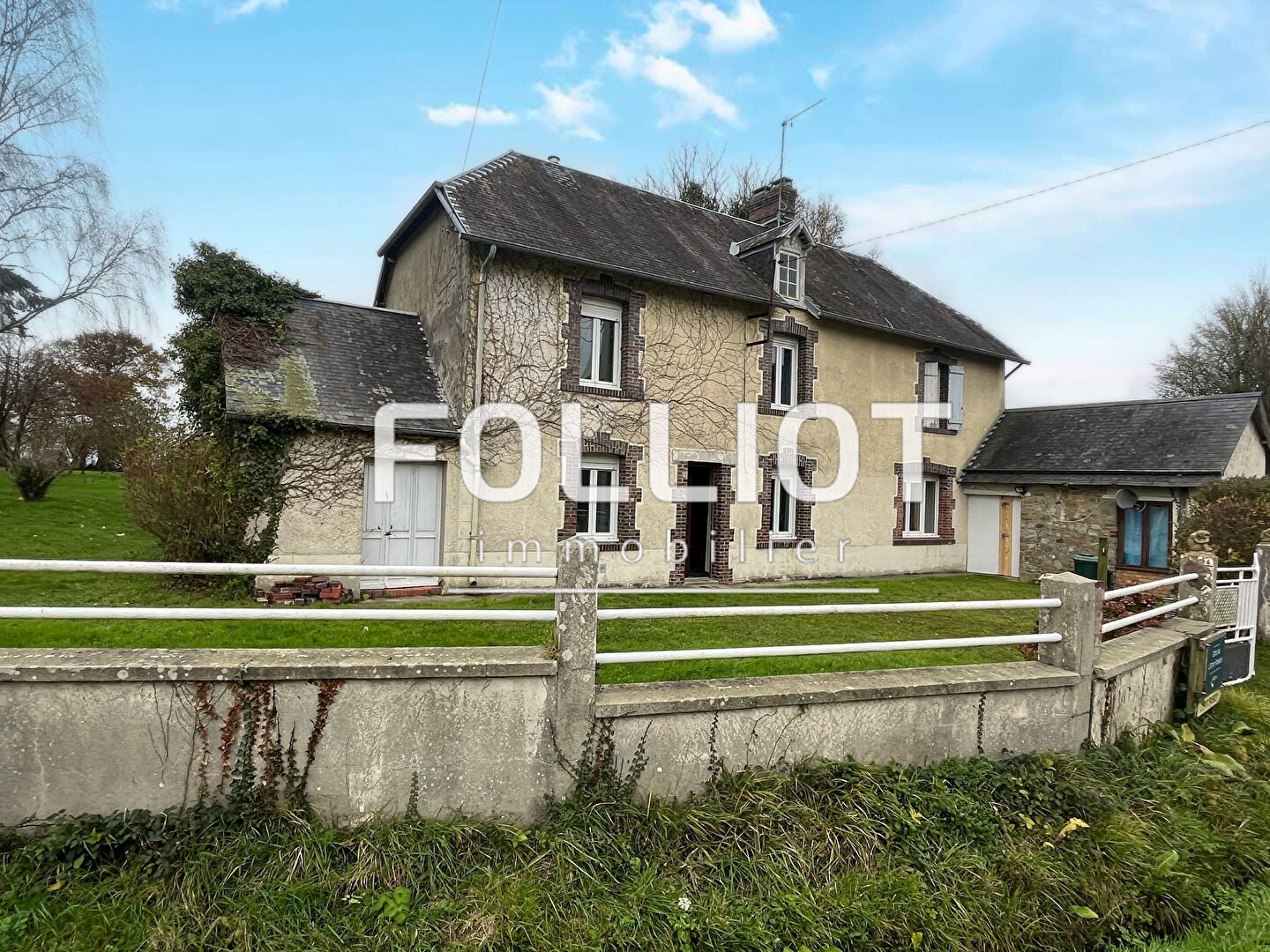 Agence immobilière de CABINET FOLLIOT - Cabinet FOLLIOT - PERIERS