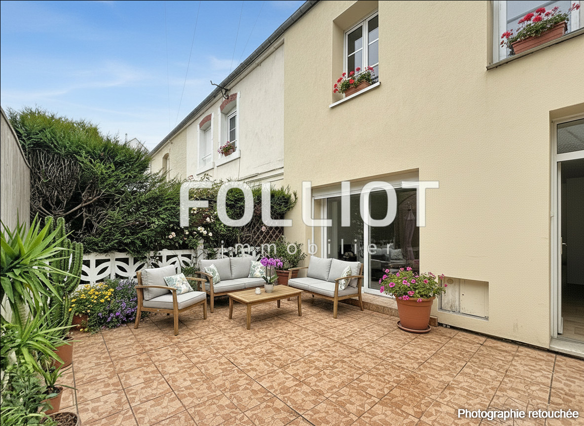 Agence immobilière de 
 CABINET FOLLIOT - Cabinet FOLLIOT - CAEN SAINT SAUVEUR 
