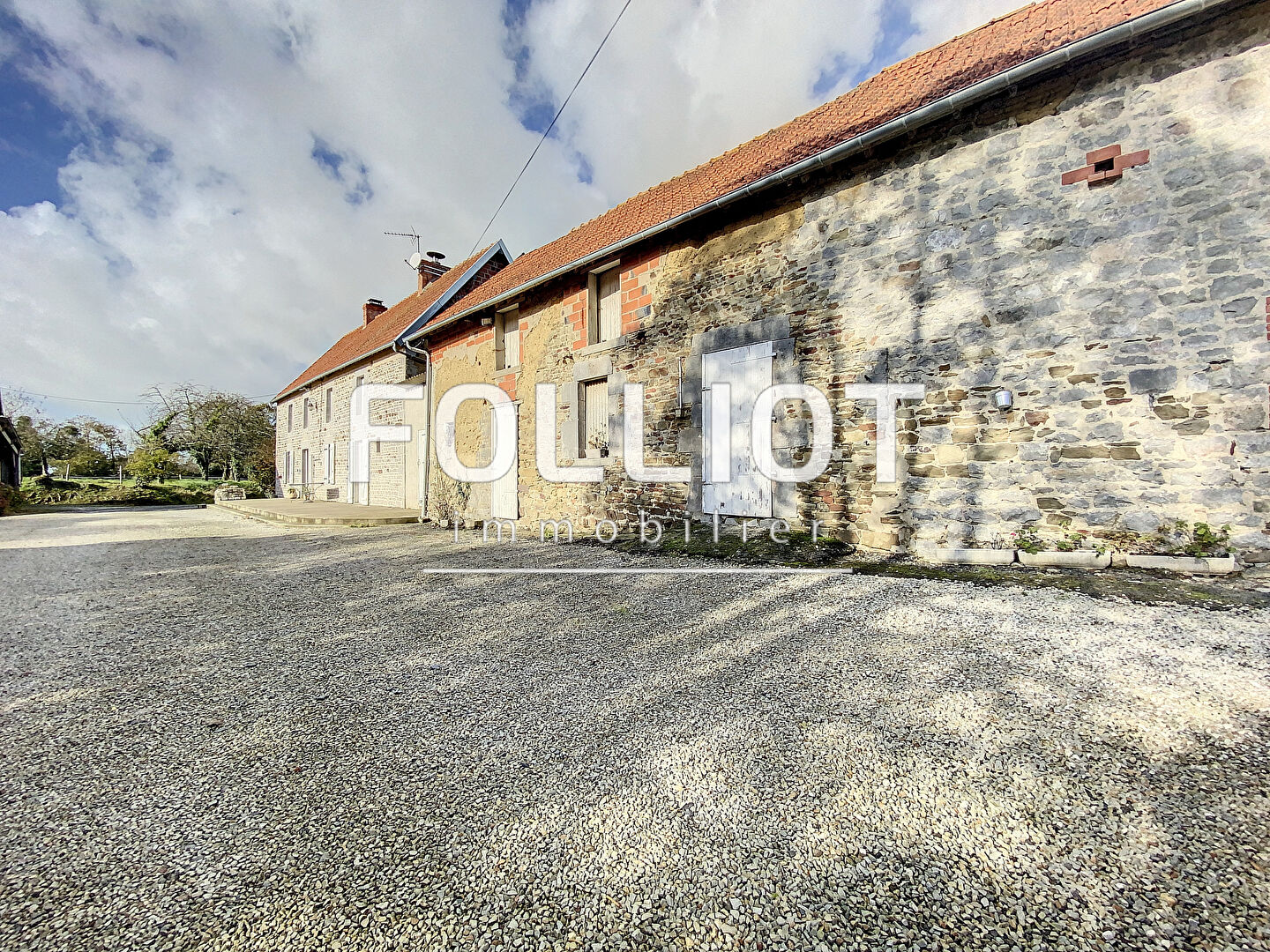 Agence immobilière de CABINET FOLLIOT - BREHAL