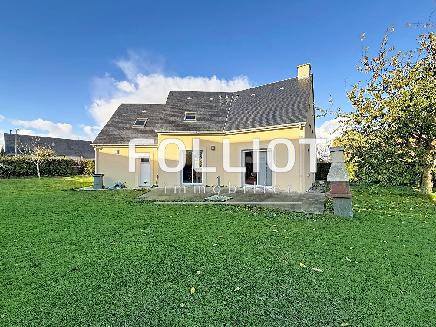 Agence immobilière de 
 CABINET FOLLIOT - Cabinet FOLLIOT - CAEN SAINT SAUVEUR 
