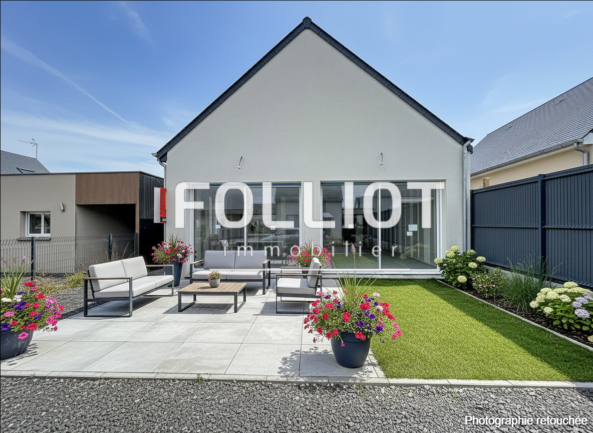 Photo Maison à vendre à Yquelon - 6 pièces, 4 chambres, très bon état image 3/6