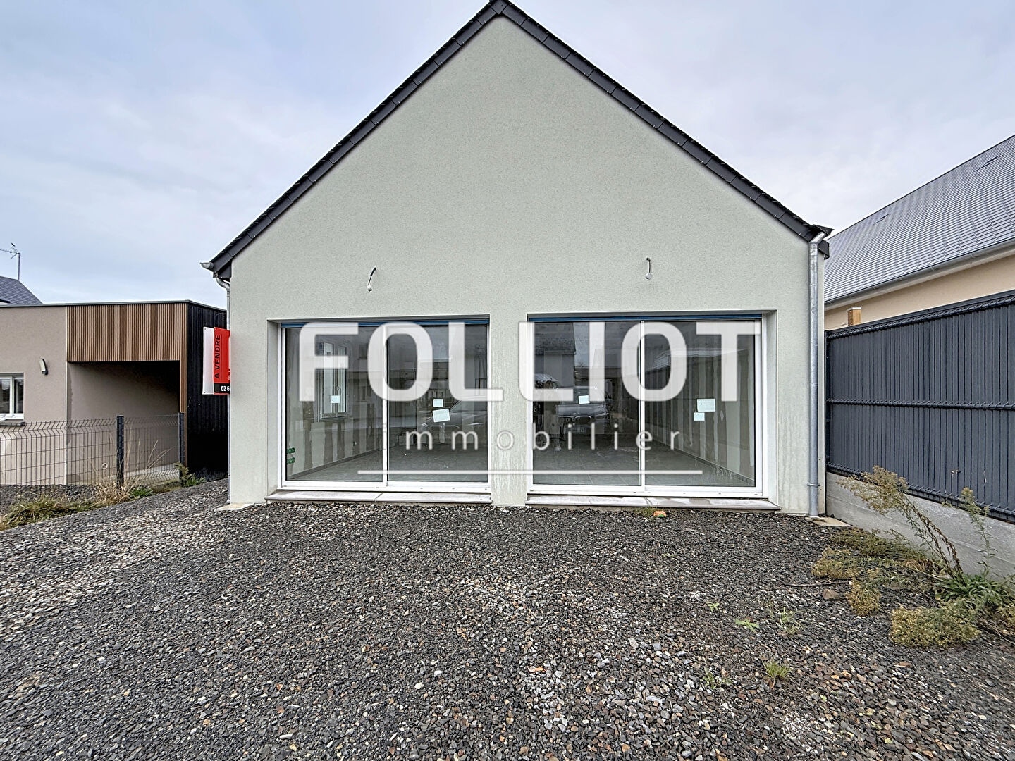 Photo Maison à vendre à Yquelon - 6 pièces, 4 chambres, très bon état image 4/6