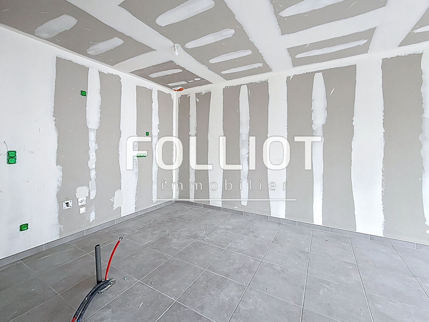 Photo Maison à vendre à Yquelon - 6 pièces, 4 chambres, très bon état image 5/6