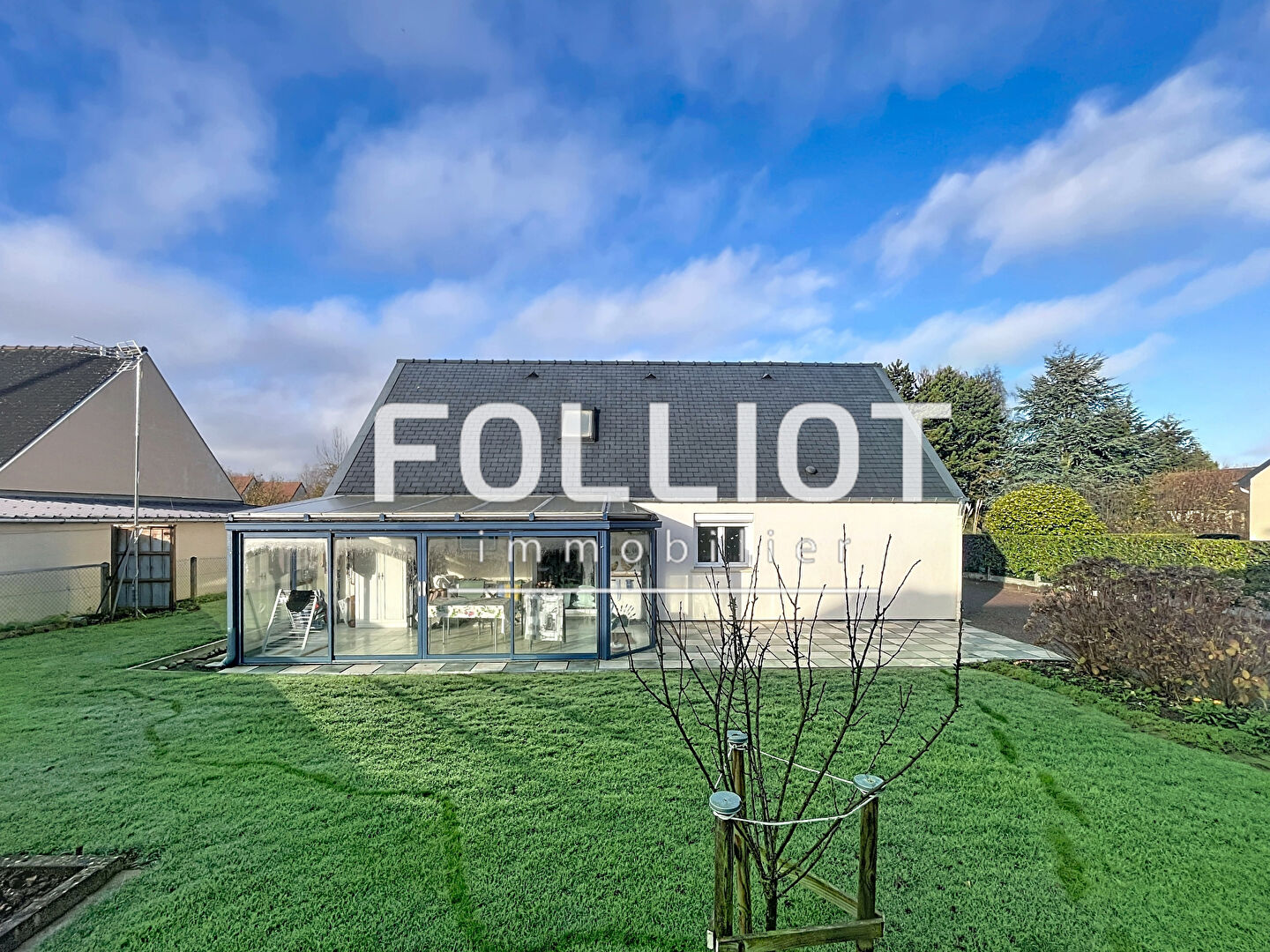 Agence immobilière de 
 CABINET FOLLIOT - Cabinet FOLLIOT - BAYEUX 
