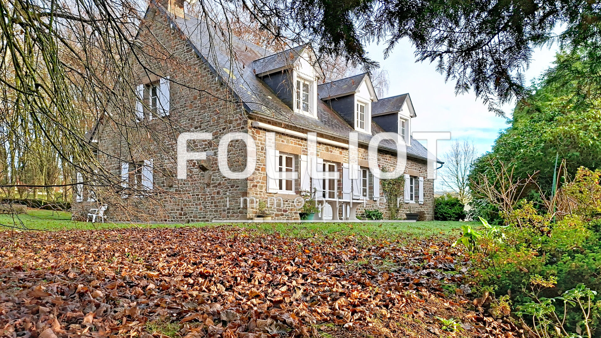Maison + gites indépendant  Percy En Normandie 10 pièce(s) 235 m2