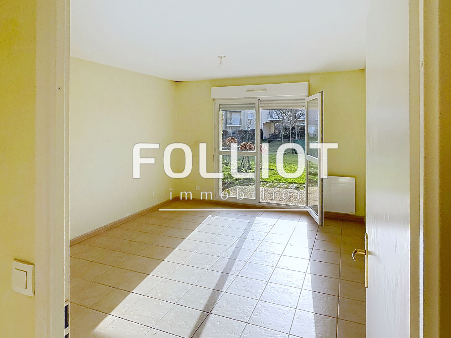 Agence immobilière de 
 CABINET FOLLIOT - Cabinet FOLLIOT - BAYEUX 
