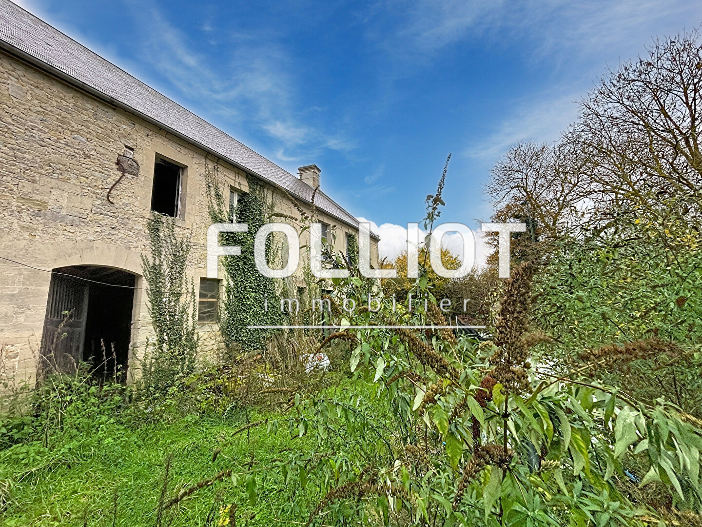 Agence immobilière de 
 CABINET FOLLIOT - Cabinet FOLLIOT - BAYEUX 
