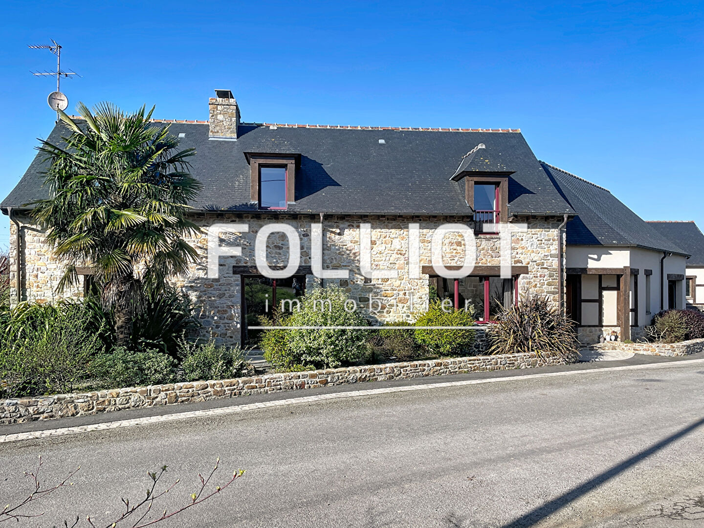 Agence immobilière de Cabinet FOLLIOT - FOUGERES