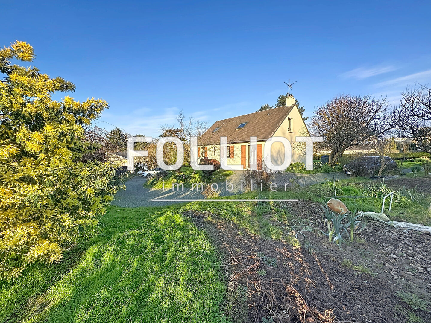 Agence immobilière de CABINET FOLLIOT - Cabinet FOLLIOT - COUTANCES