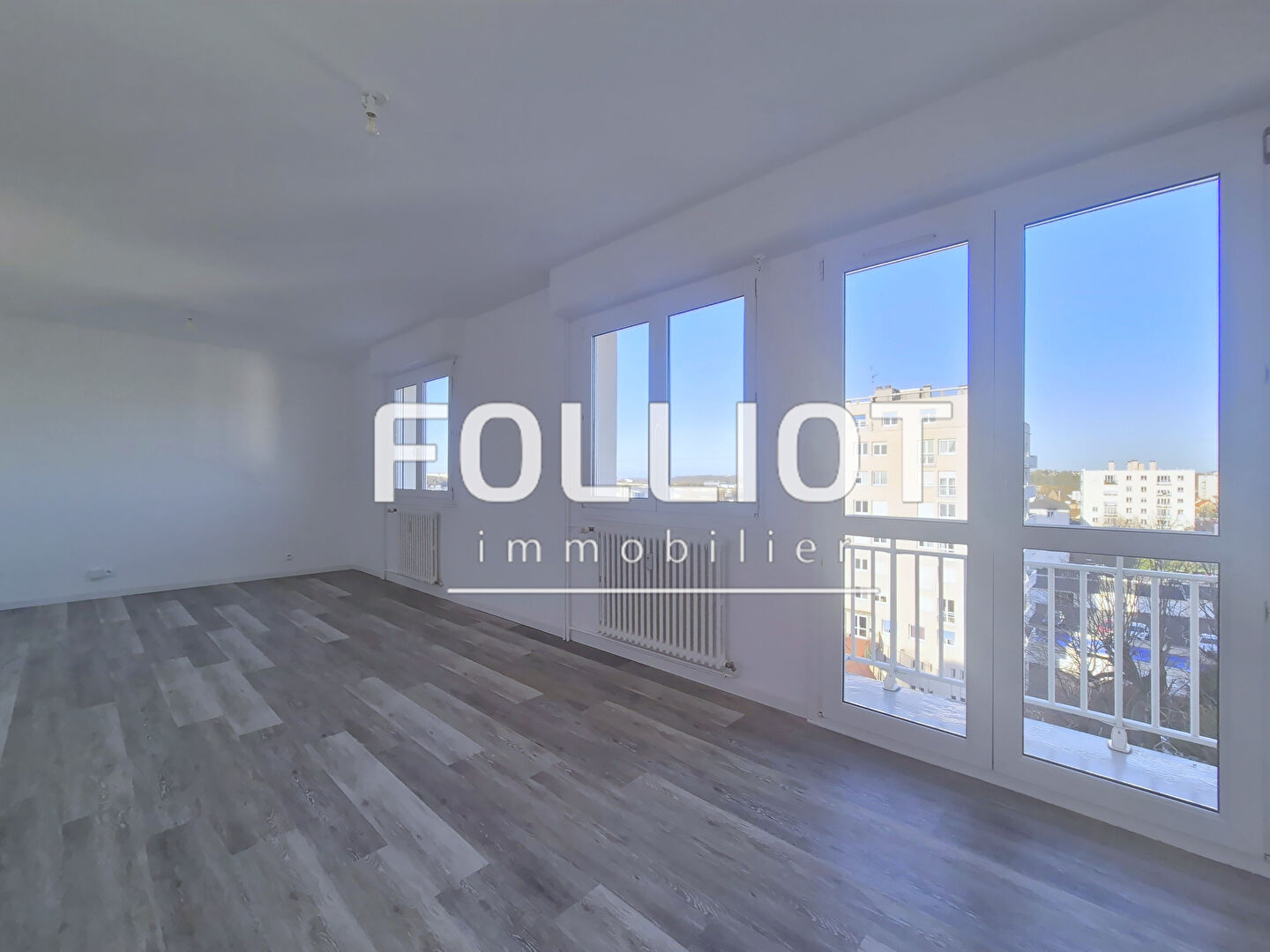 Agence immobilière de 
 CABINET FOLLIOT - Cabinet FOLLIOT - CAEN SAINT SAUVEUR 
