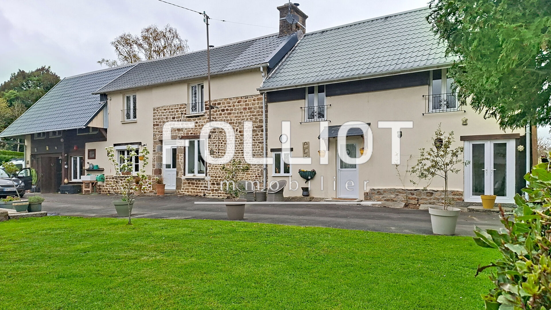 Agence immobilière de CABINET FOLLIOT - VILLEDIEU LES POELES