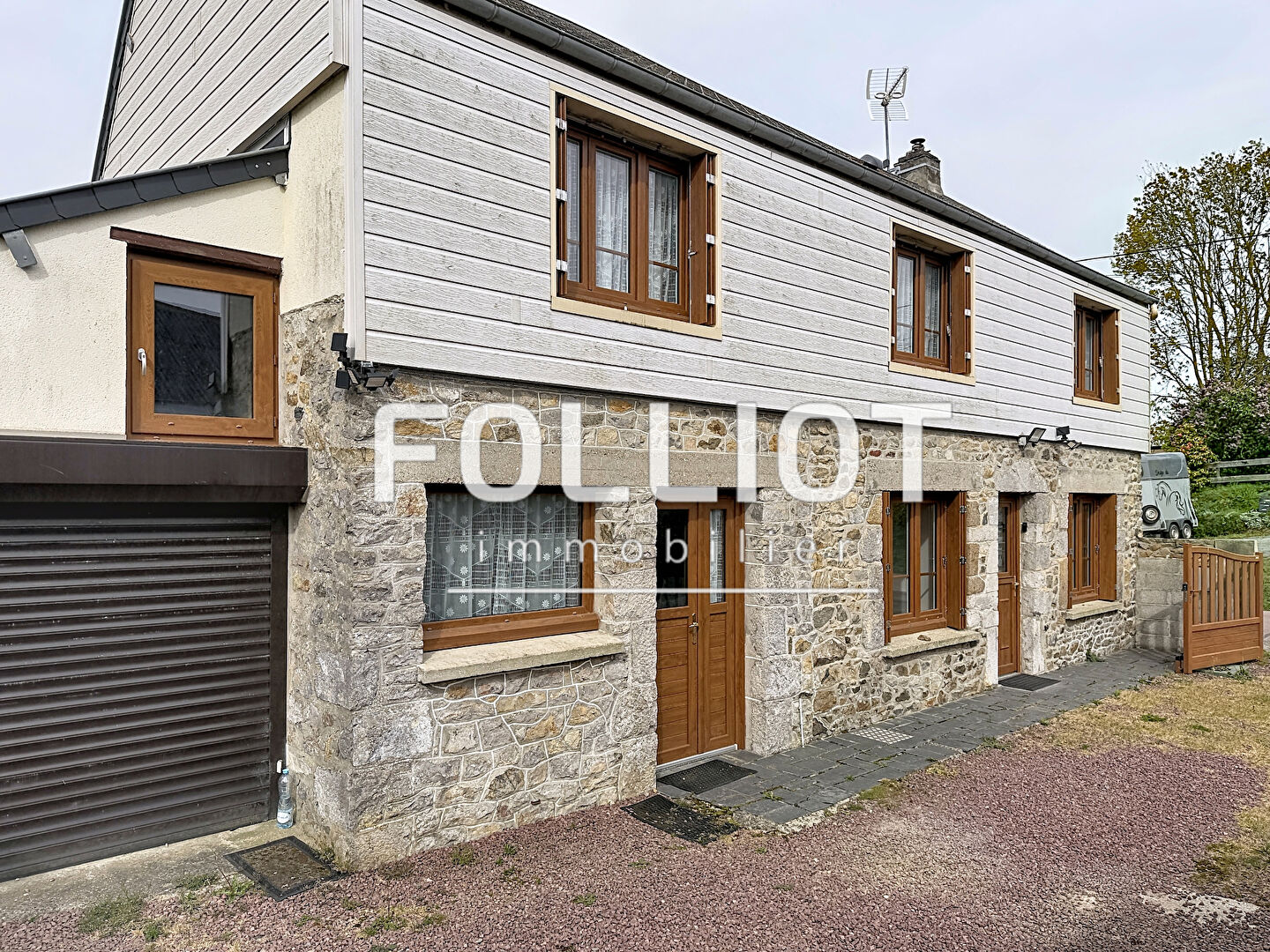 Agence immobilière de CABINET FOLLIOT - AGON-COUTAINVILLE