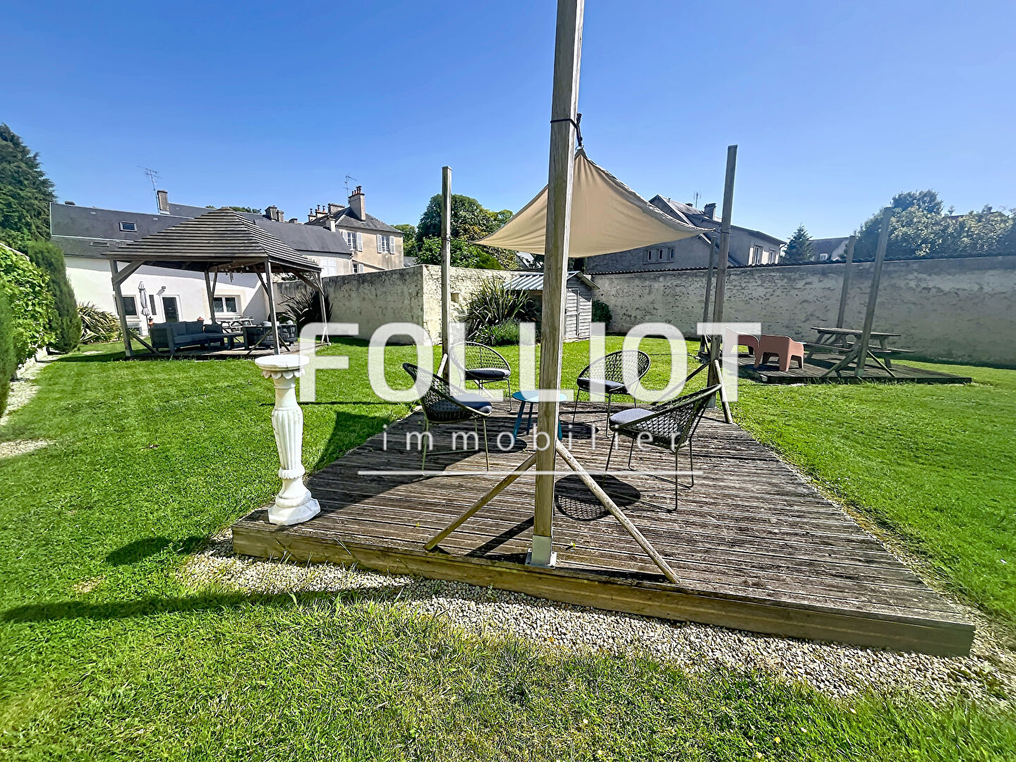 Agence immobilière de 
 CABINET FOLLIOT - Cabinet FOLLIOT - BAYEUX 
