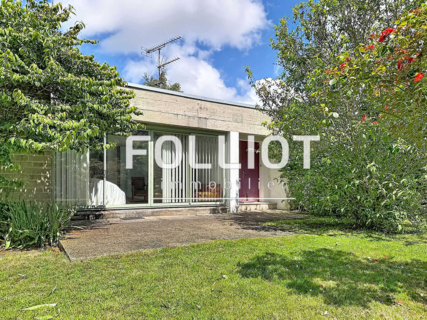 Agence immobilière de CABINET FOLLIOT - Cabinet Folliot - OUISTREHAM