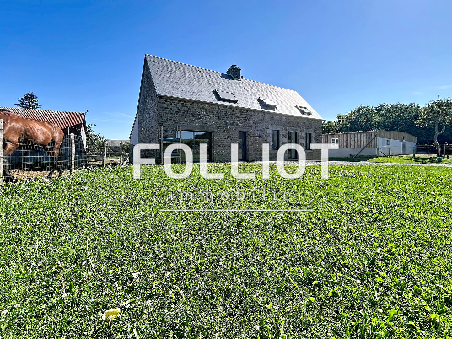 A VENDRE Maison à vendre 7 pièces à Le Grand Celland