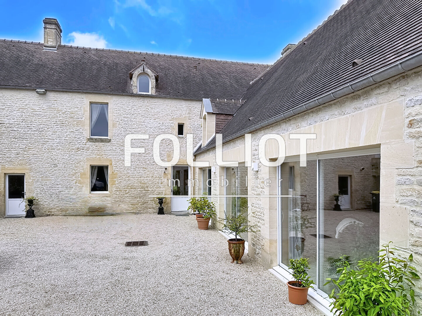 Agence immobilière de CABINET FOLLIOT - Douvres Immobilier