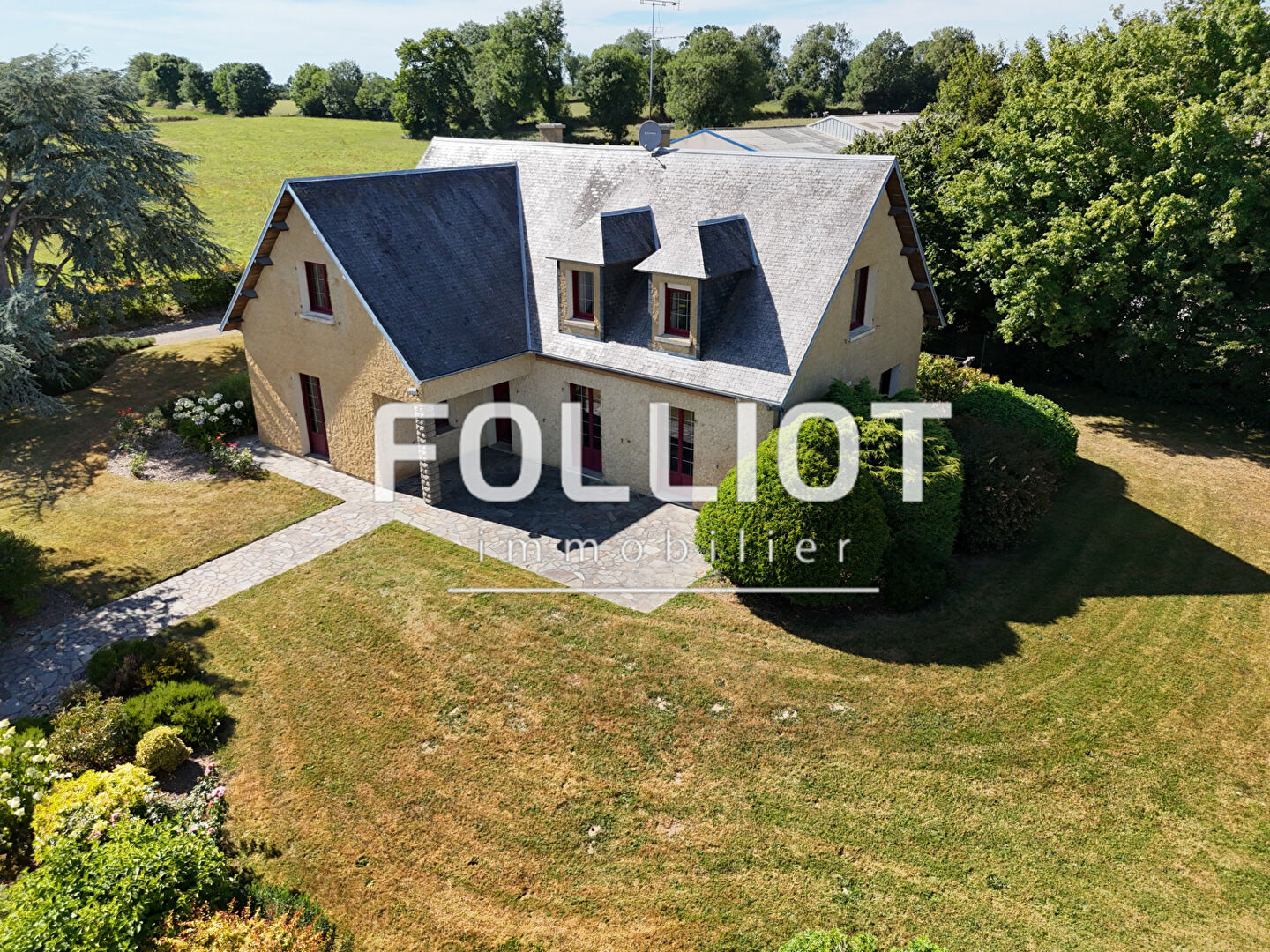 Agence immobilière de CABINET FOLLIOT - AGON-COUTAINVILLE