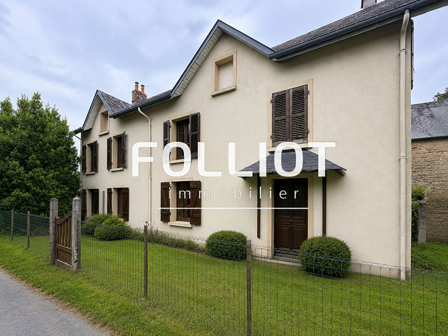 Agence immobilière de CABINET FOLLIOT - BREHAL
