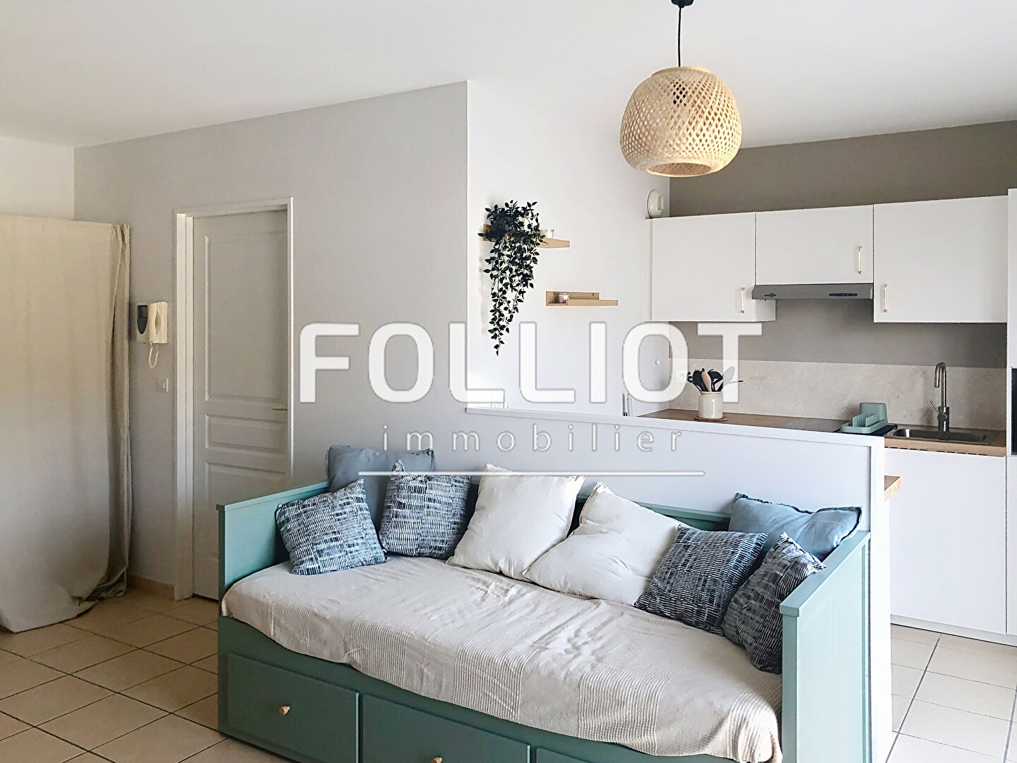 Agence immobilière de CABINET FOLLIOT - Douvres Immobilier