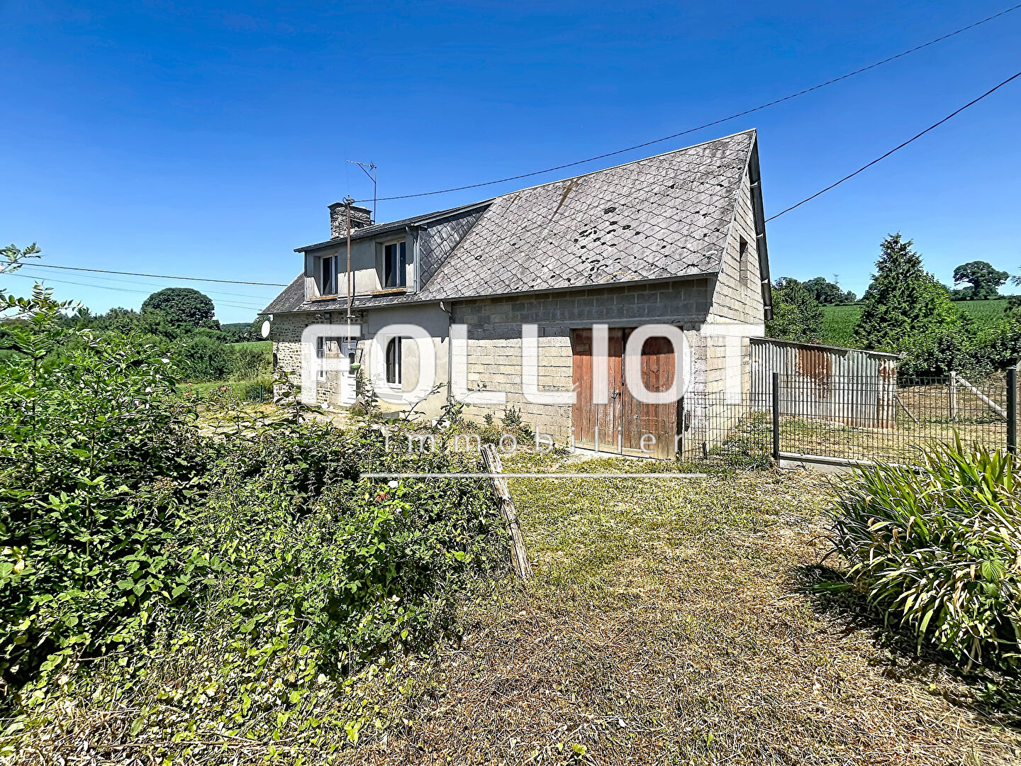 A VENDRE, Maison 4 pièces à vendre à Saint Laurent de Cuves