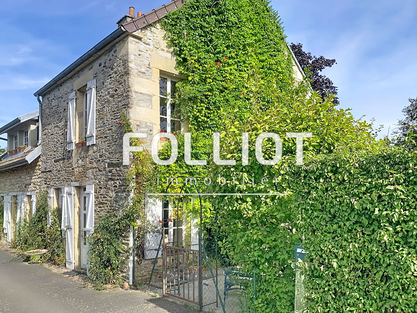Agence immobilière de 
 CABINET FOLLIOT - Cabinet FOLLIOT - Thury-Harcourt 
