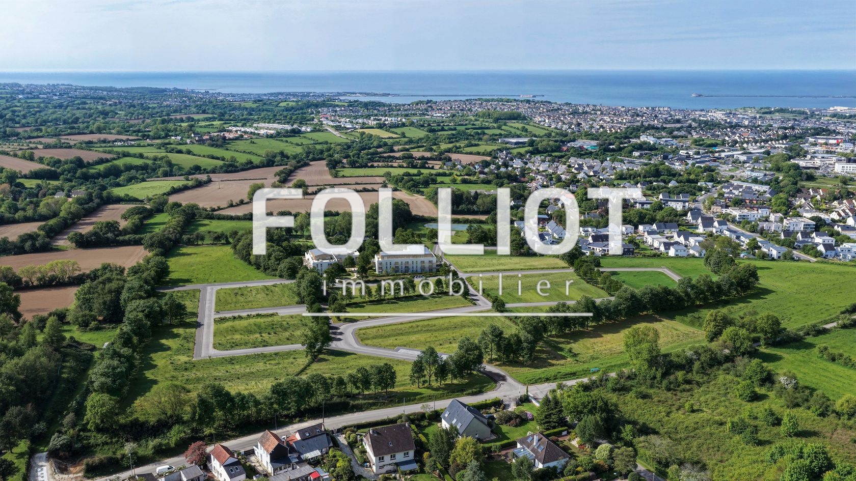 Agence immobilière de 
 CABINET FOLLIOT - Cabinet FOLLIOT - CAEN SAINT SAUVEUR 
