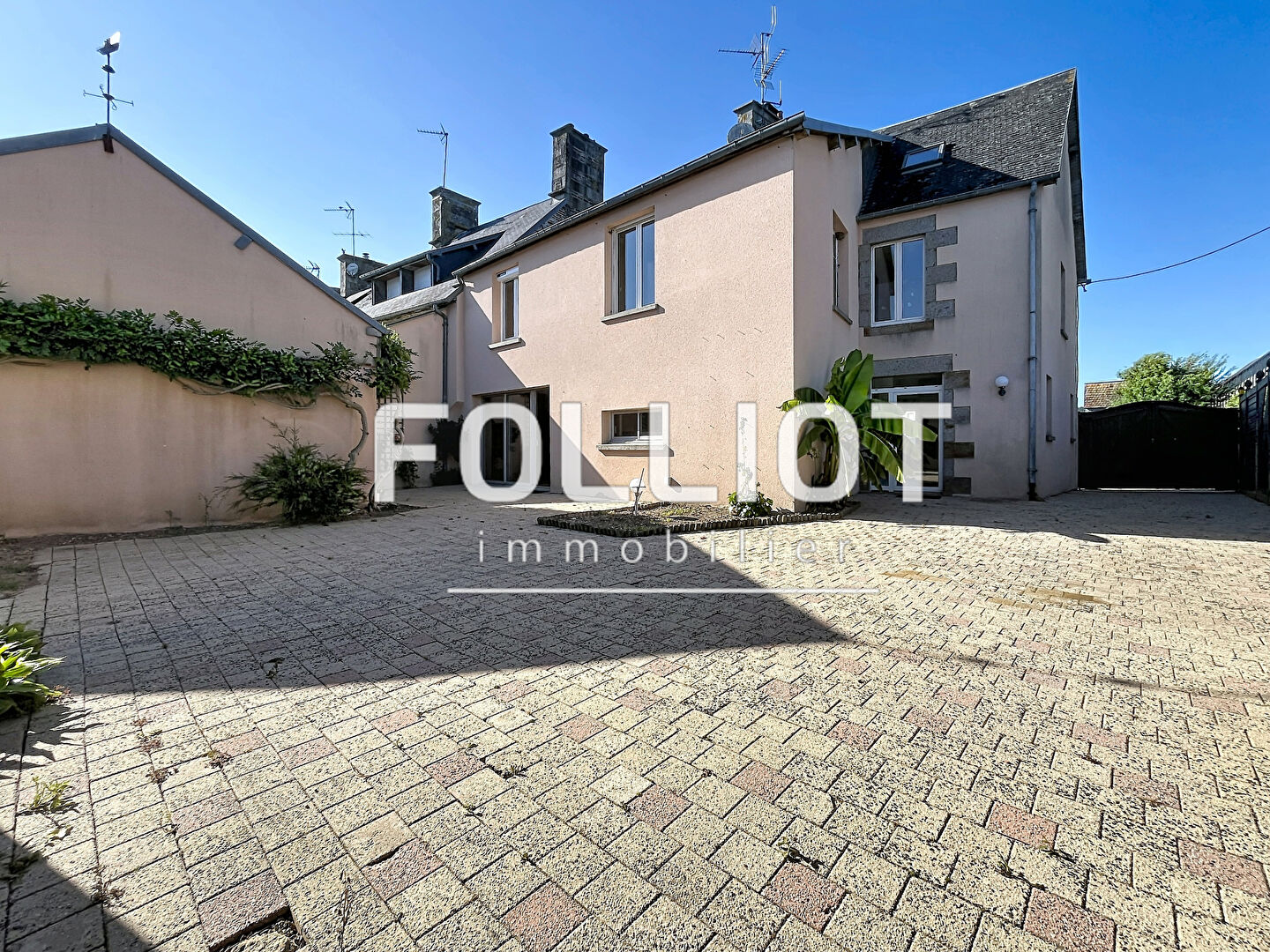 Agence immobilière de 
 CABINET FOLLIOT - Cabinet Folliot - Agence d'Avranches 
