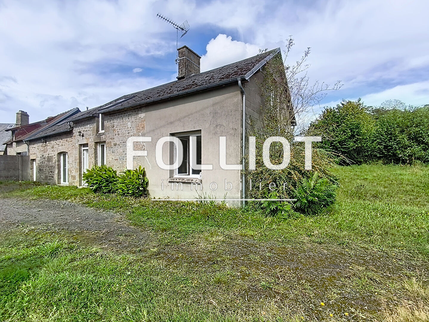 Agence immobilière de CABINET FOLLIOT - VILLEDIEU LES POELES