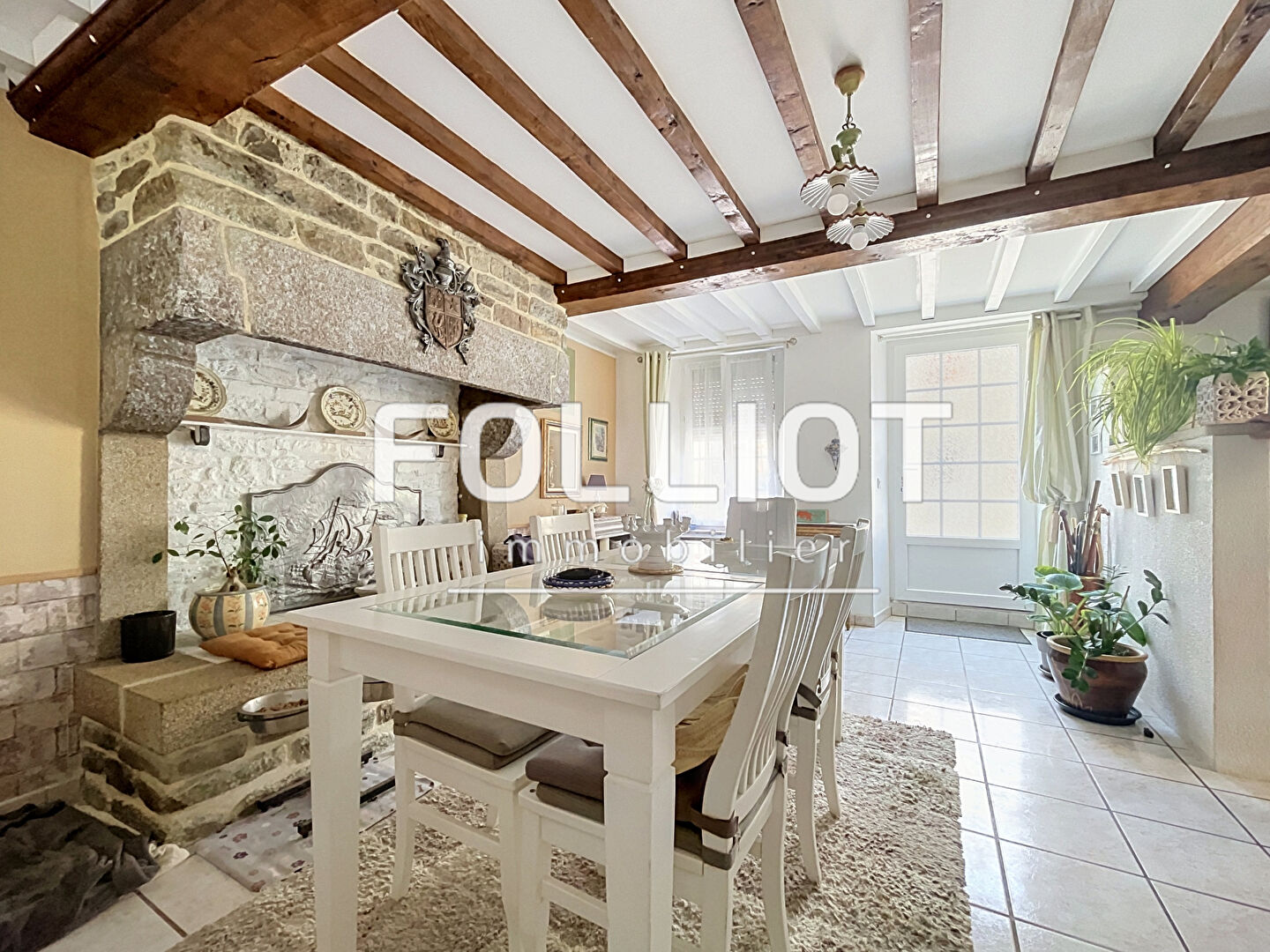 Agence immobilière de CABINET FOLLIOT - TORIGNI SUR VIRE