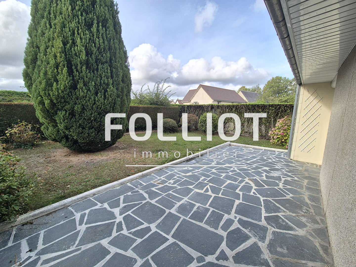 Agence immobilière de CABINET FOLLIOT - SAINT LÔ