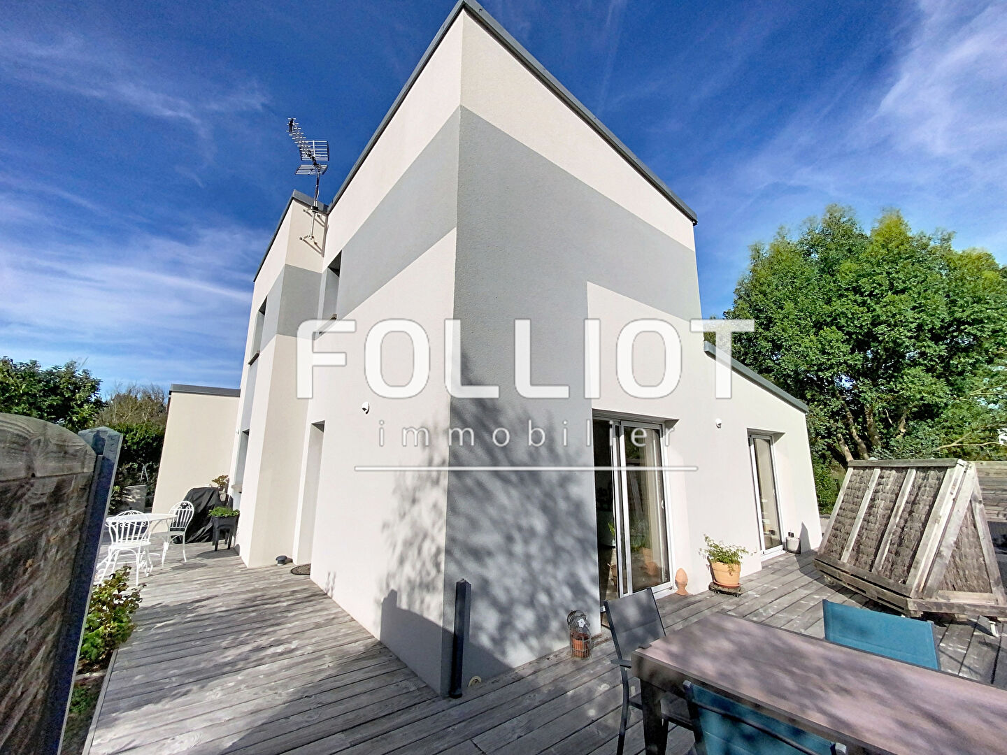 Agence immobilière de CABINET FOLLIOT - Cabinet FOLLIOT - COUTANCES