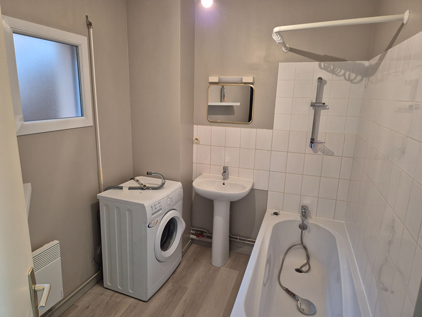 Photo A LOUER Studio meublé 50000 Saint-Lô 1 pièce 26 m2 image 4/6