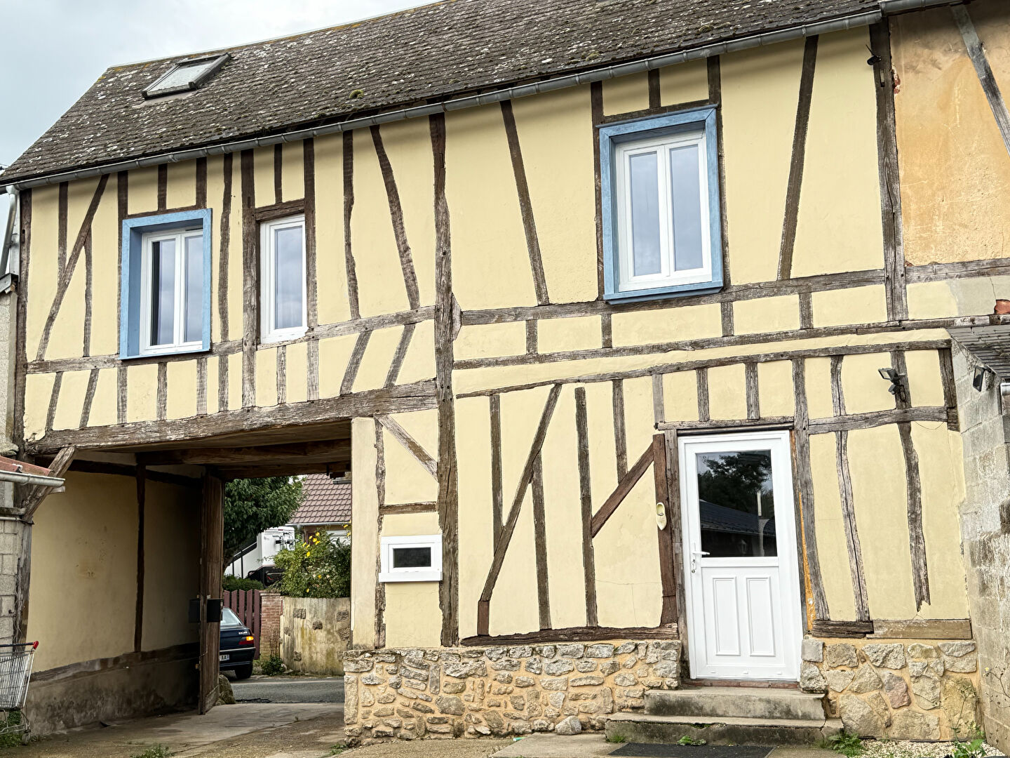 Agence immobilière de CABINET FONTAINE - CREVECOEUR LE GRAND