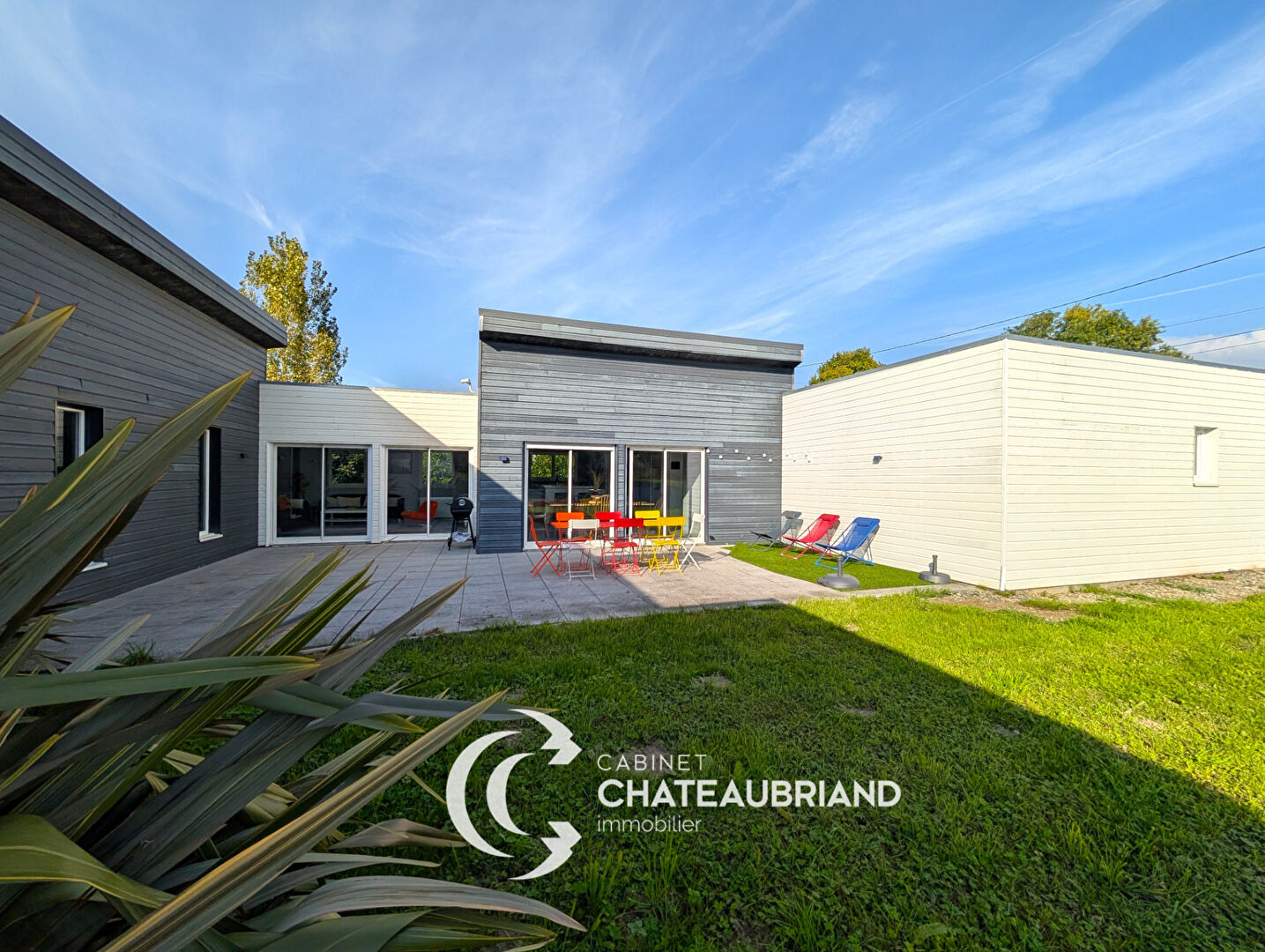 Maison Roz Sur Couesnon 5 pièce(s) 144 m2