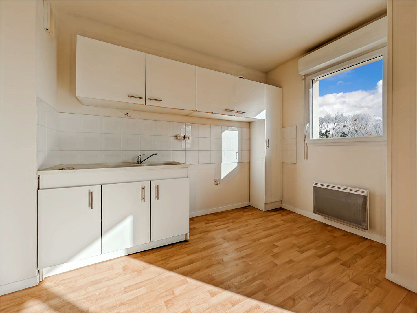 Photo Appartement Saint Aubin D Aubigne 3 pièce(s) 57 m2 image 4/6