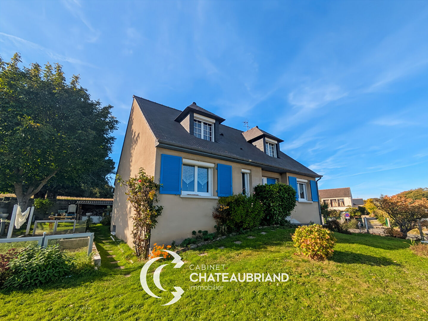 Maison Saint Pere Marc En Poulet 5 pièce(s)