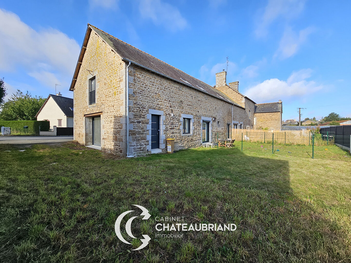 Maison Sens De Bretagne 5 pièce(s) 107 m2, 4 chambres, Jardin